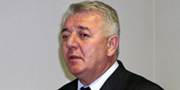 200 200